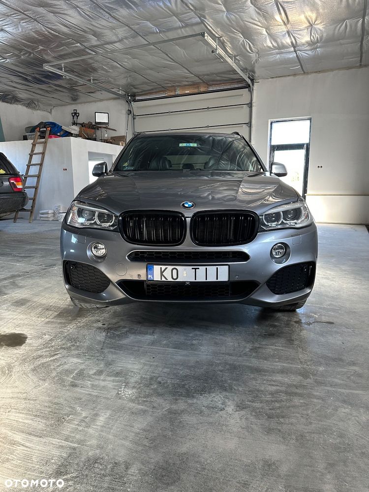 BMW X5 xDrive30d Sport-Aut - 2
