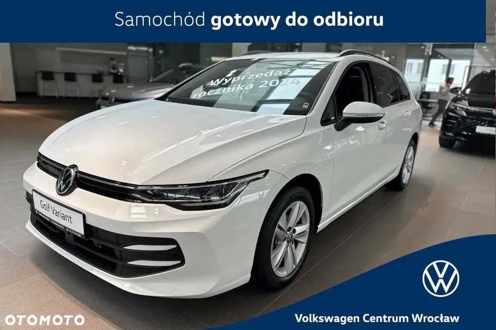 Volkswagen Golf VIII 1.5 TSI Life - 1