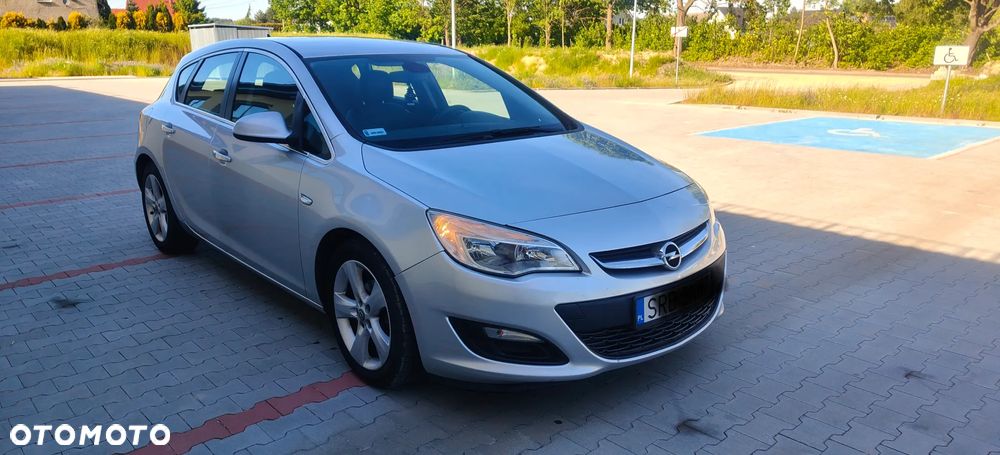 Opel Astra 1.6 Automatik Cosmo - 2
