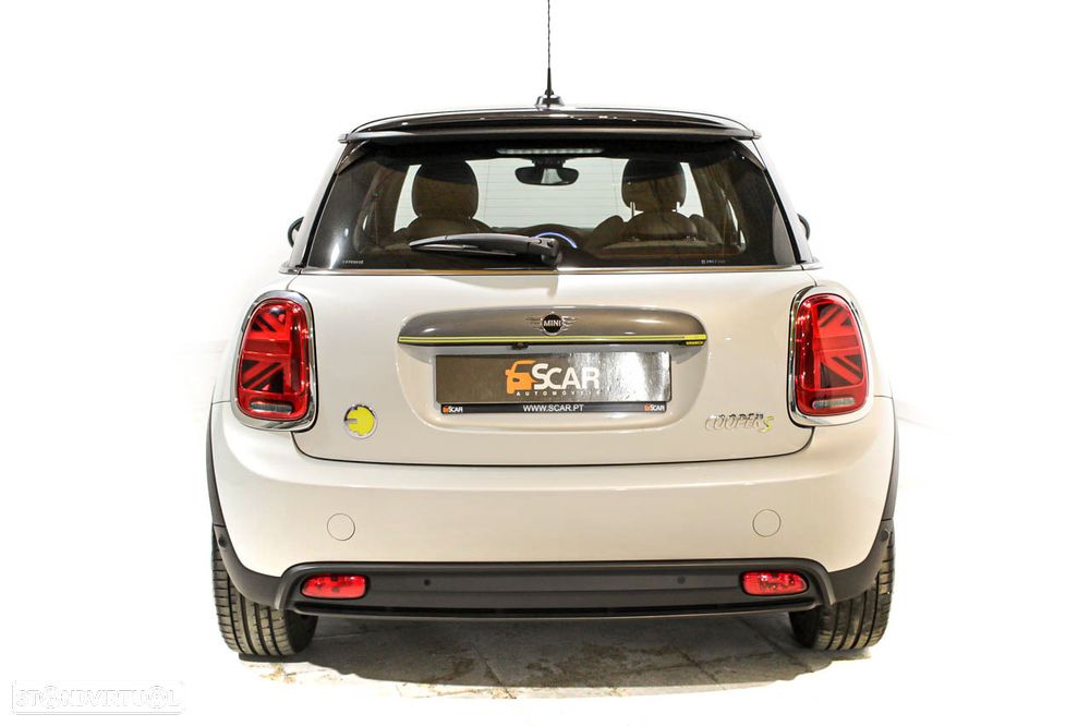 MINI 3 Portas Cooper SE - 4