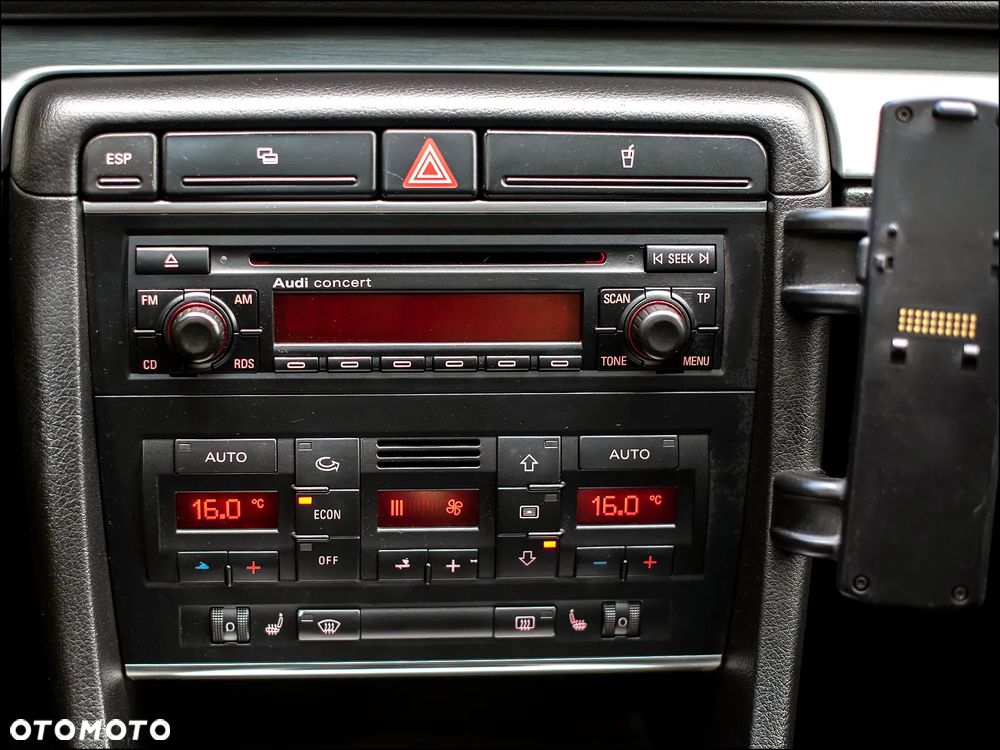 Audi A4 Avant - 26