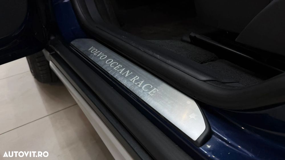 Volvo XC 60 D3 Aut. Ocean Race - 26