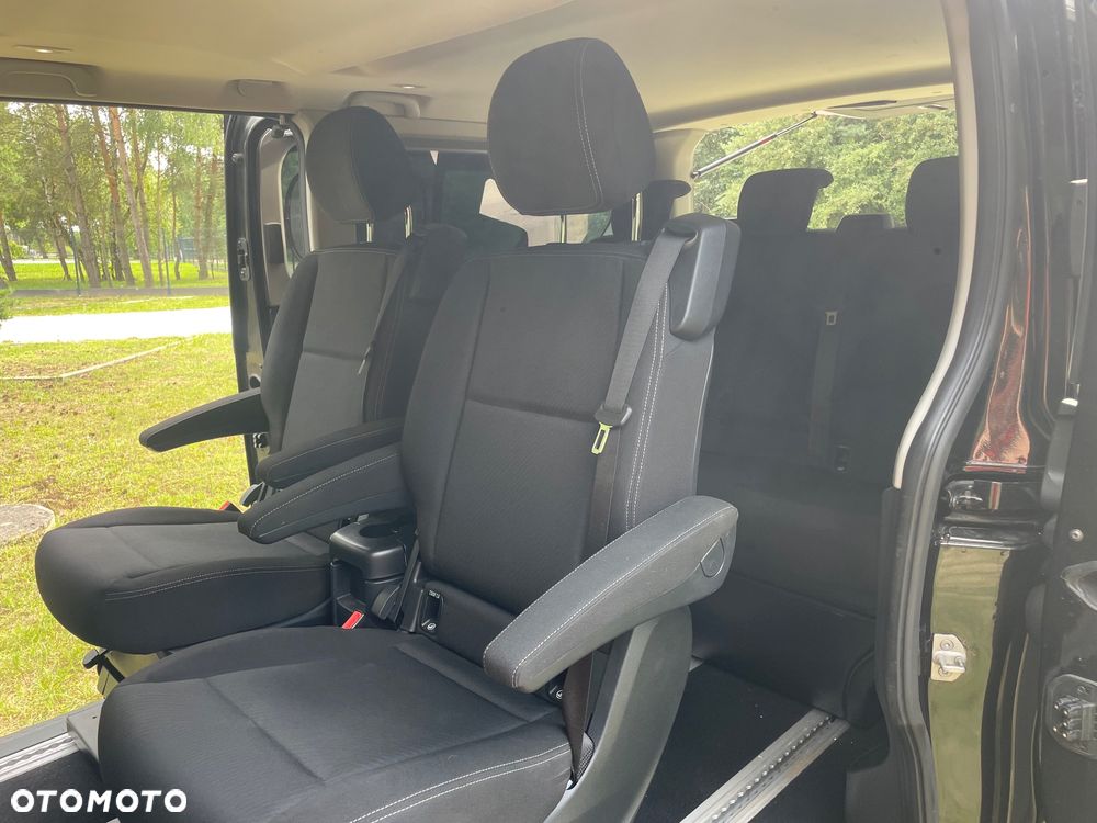 Renault Trafic Grand 2.0 dCi EDC - 25