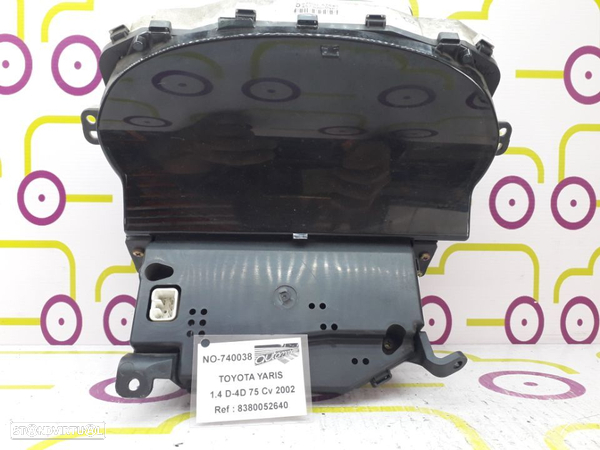 Quadrante Toyota Yaris D-4D 1.4 75 Cv de 2002 - Ref: 8380052640 - NO740038