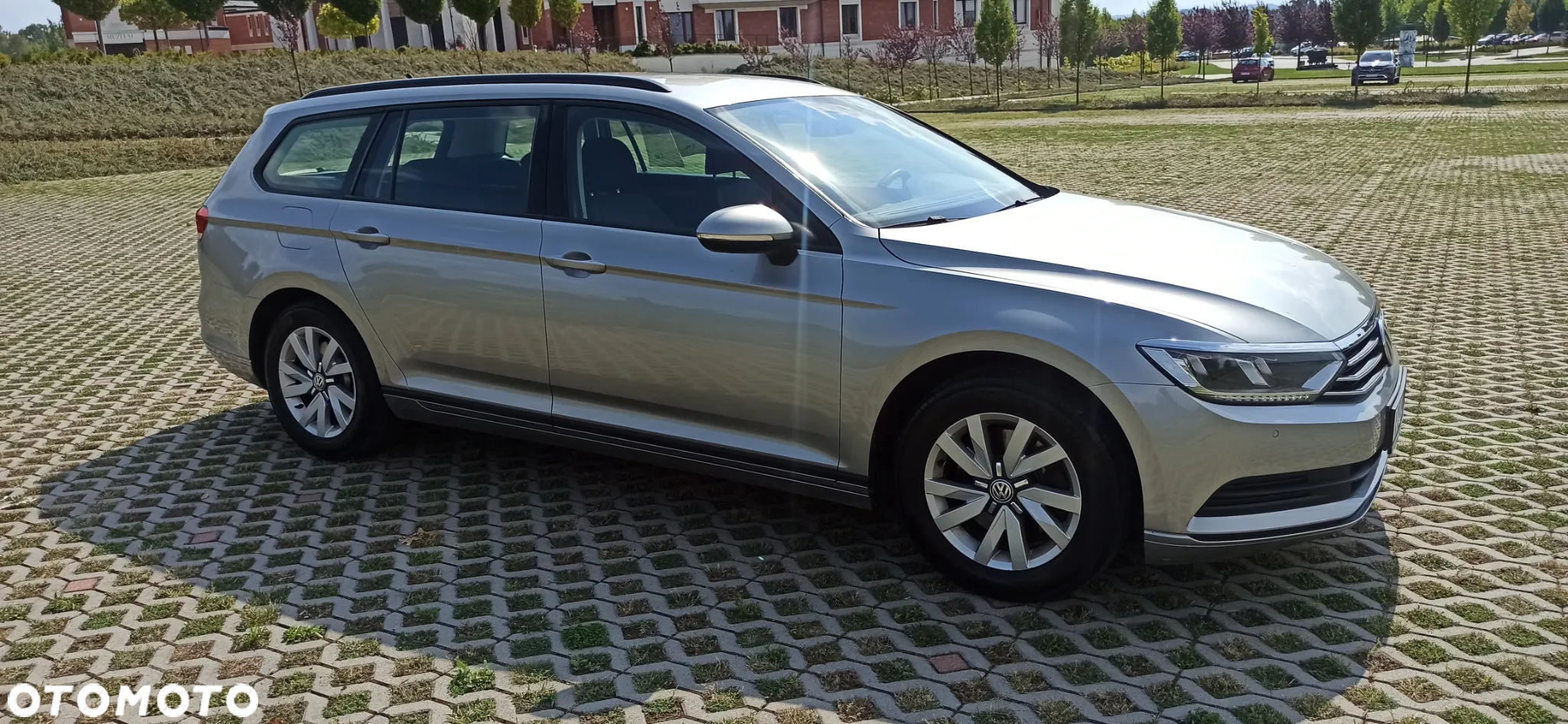 Volkswagen Passat 1.4 TSI BMT Comfortline - 38