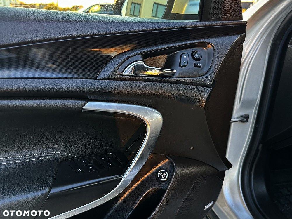 Opel Insignia 2.0 CDTI 4x4 Automatik Sport - 19