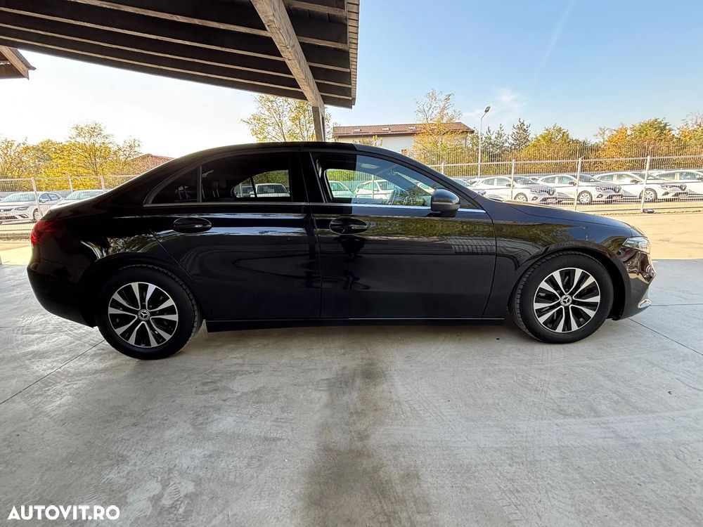 Mercedes-Benz A 180 d 8G-DCT - 12