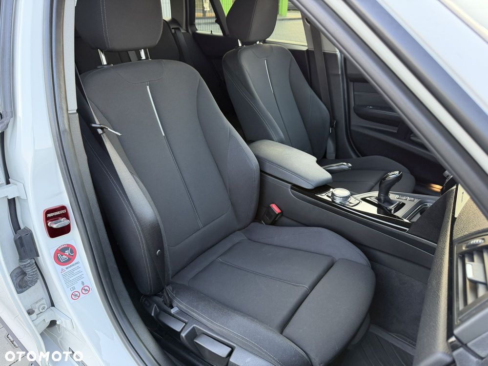 BMW Seria 3 - 12
