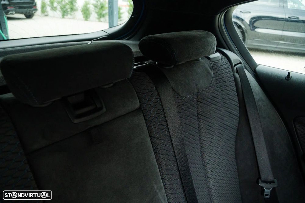 BMW 120 d Pack M - 11