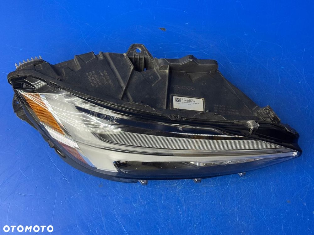 PRAWY FULL LED VOLVO V90 S90 BDB USA AMERYKA - 3