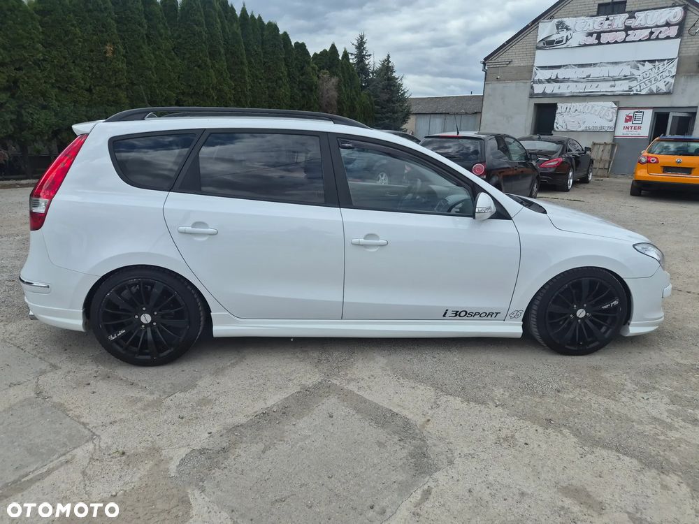 Hyundai i30 i30cw 2.0 CRDi Sport - 21