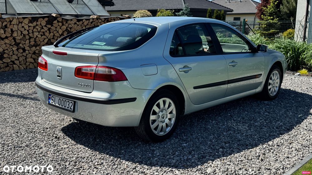 Renault Laguna 1.8 RXE - 4