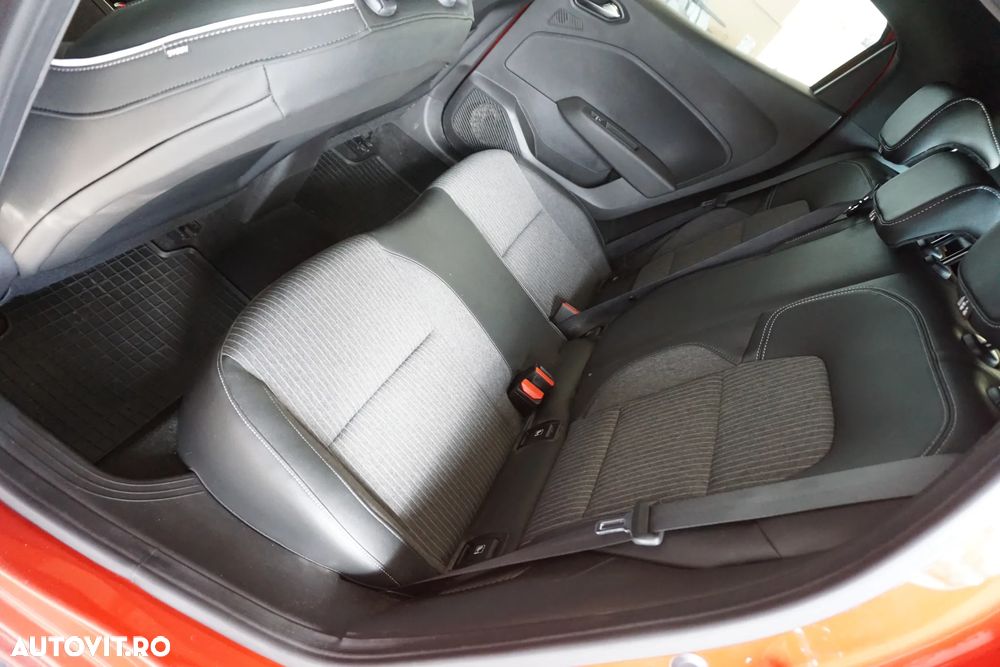 Renault Clio V E-Tech 145 Techno - 11