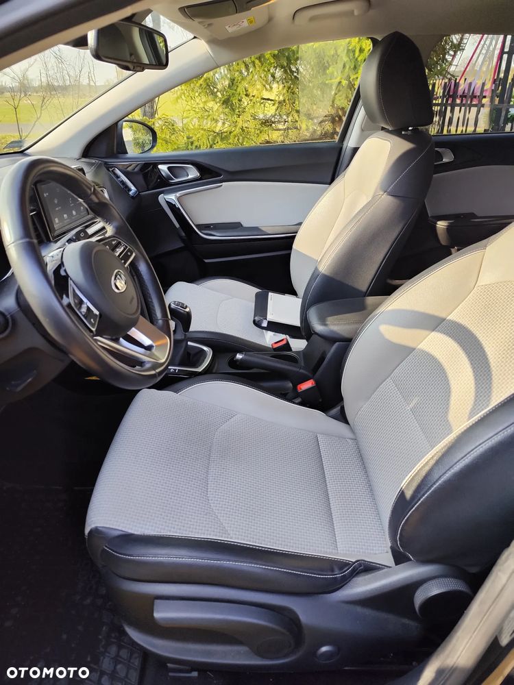 Kia Ceed 1.4 T-GDI L - 9