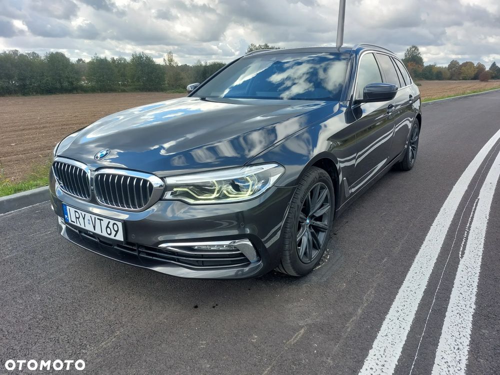 BMW Seria 5 520d Touring Luxury Line - 1