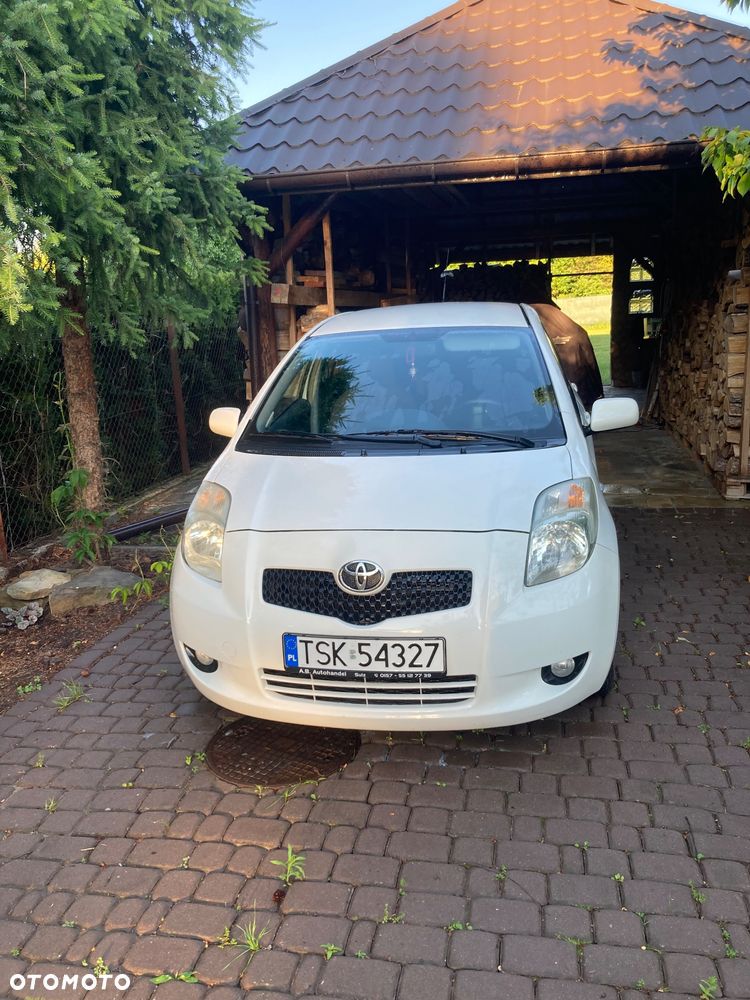 Toyota Yaris 1.3 Luna A/C - 1