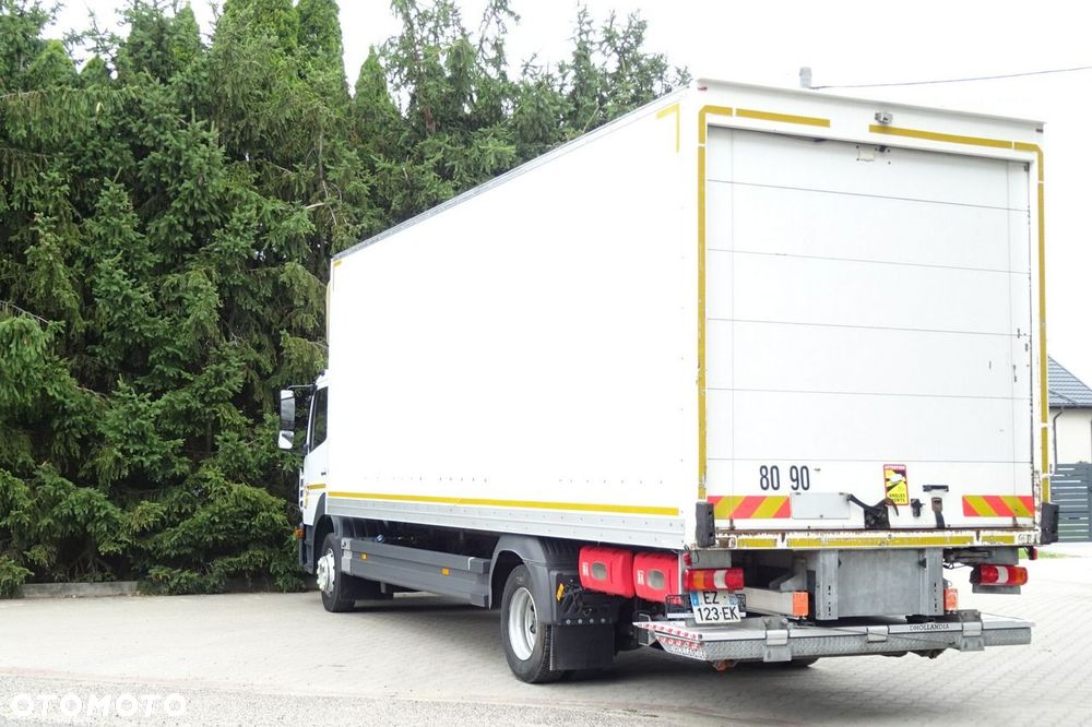 Mercedes-Benz Atego 1218 Euro6 tylko 323tys.km Kontener 18p winda Sprowadzony - 34