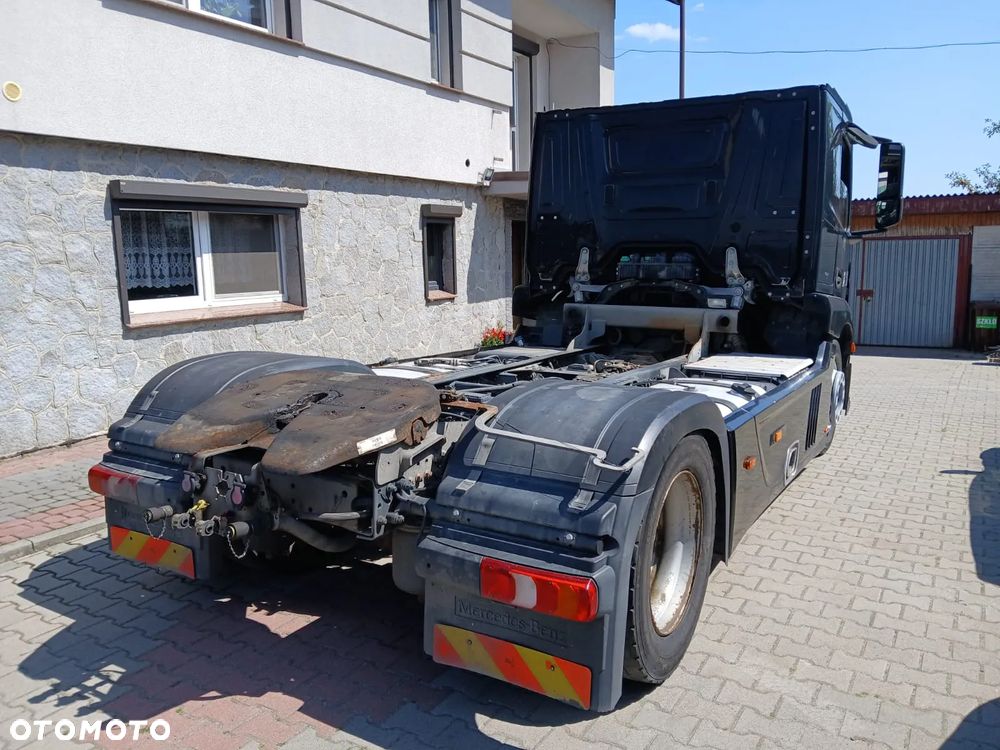Mercedes-Benz Actros - 5