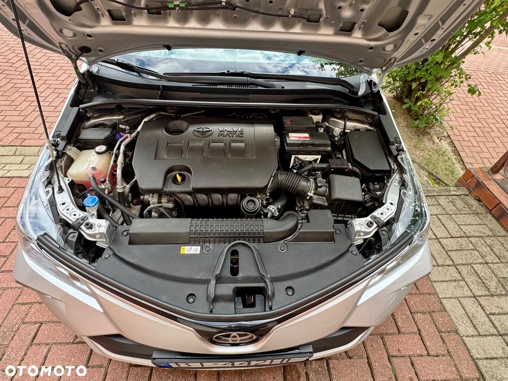 Toyota Corolla 1.6 Comfort - 11