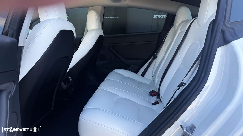 Tesla Model 3 Performance Dual Motor AWD - 28