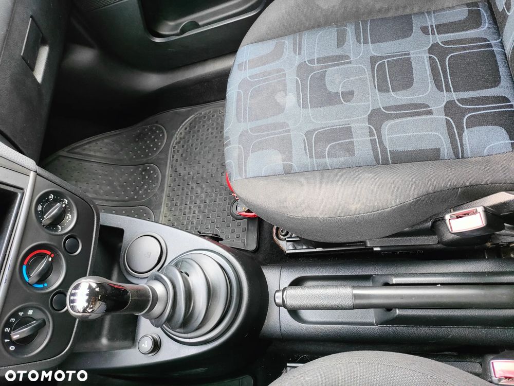 Ford Fiesta 1.25 - 22