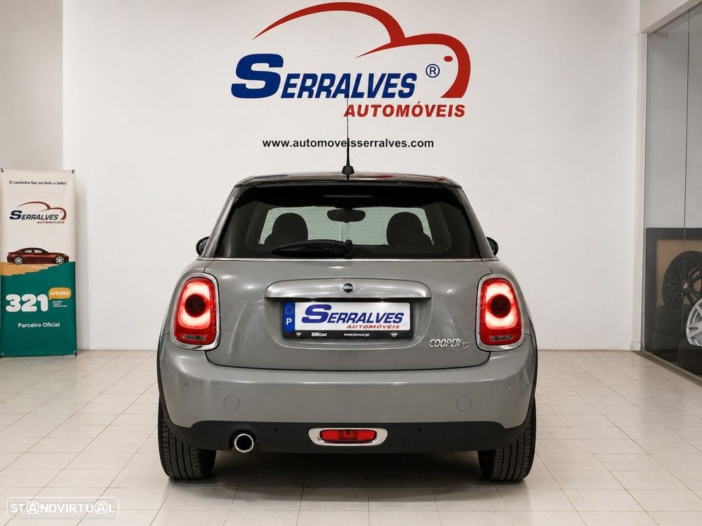 MINI 5 Portas Cooper D - 6