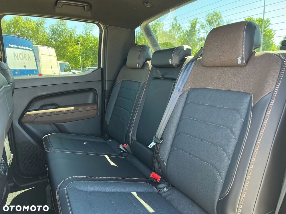 Volkswagen Amarok - 15