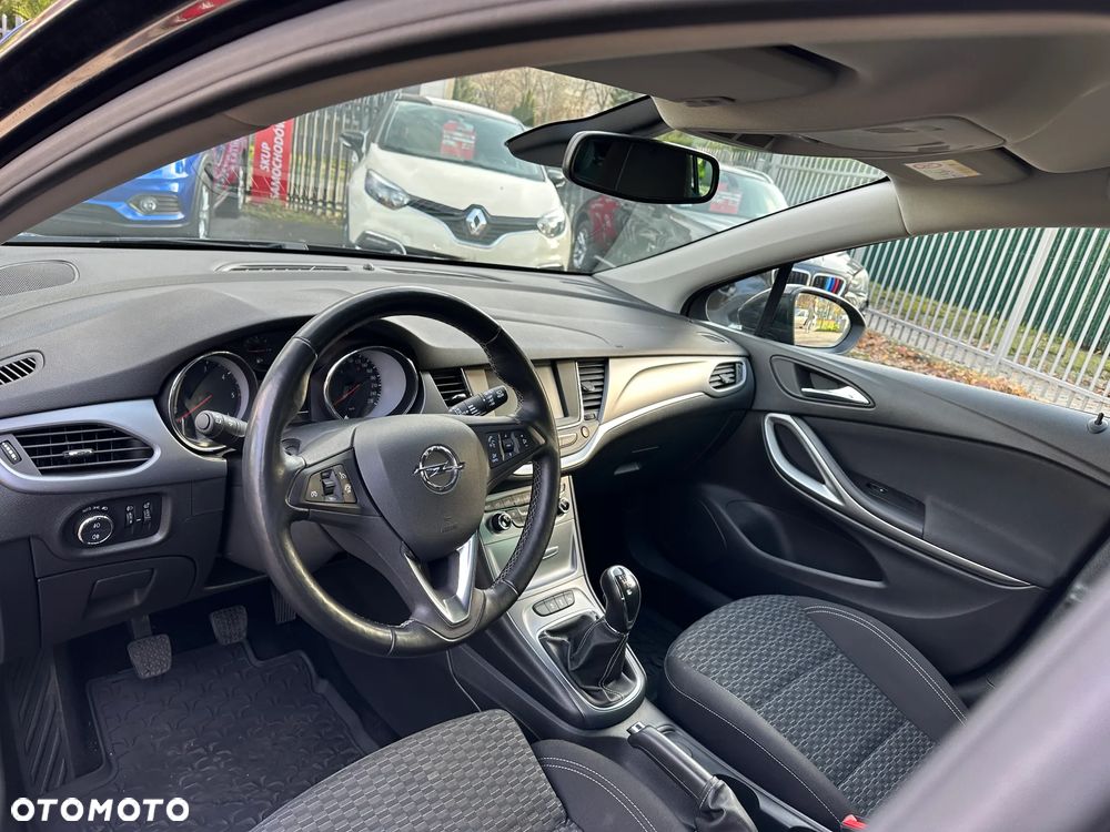 Opel Astra 1.6 CDTI Enjoy S&S - 9