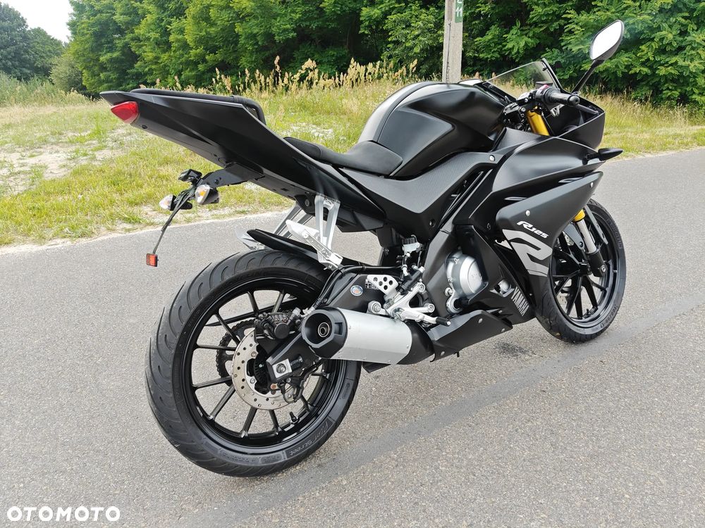 Yamaha YZF - 3