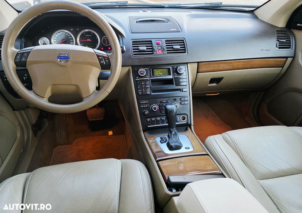 Volvo XC 90 - 4