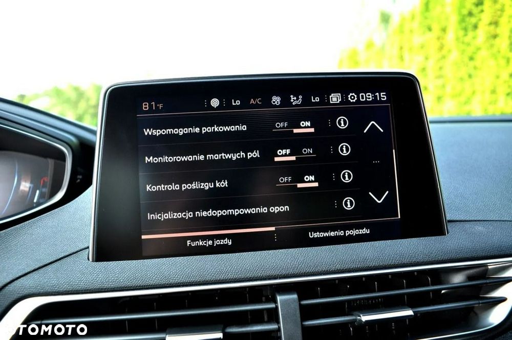 Peugeot 3008 1.2 PureTech Allure S&S - 28