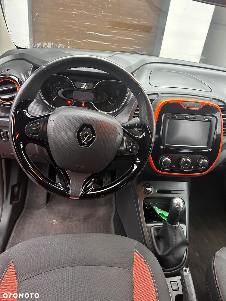 Renault Captur - 16