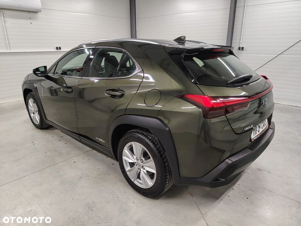 Lexus UX 250h Elegance 2WD - 10