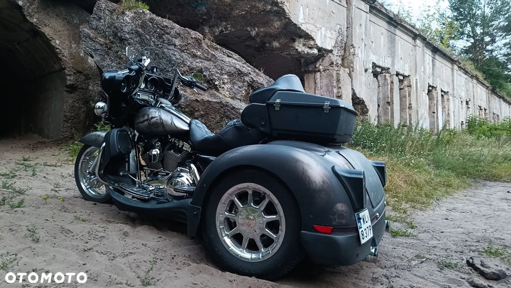 Harley-Davidson FLHTCU Ultra - 3
