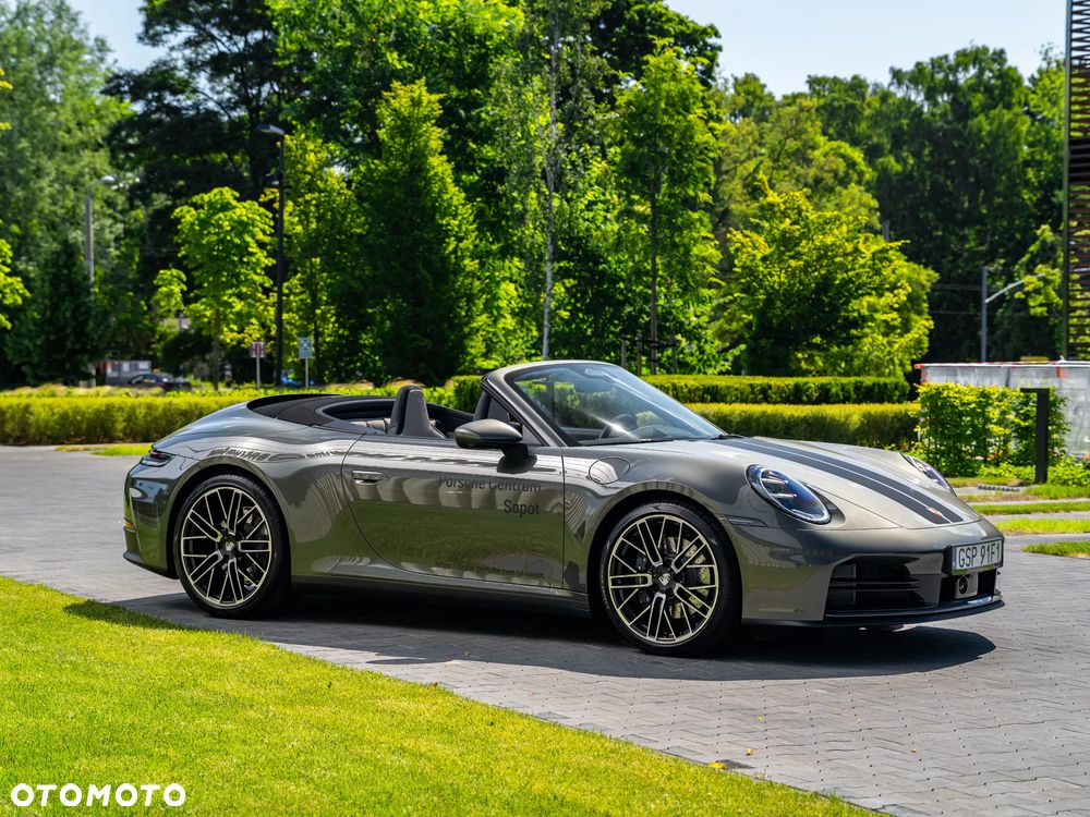 Porsche 911 Carrera - 9