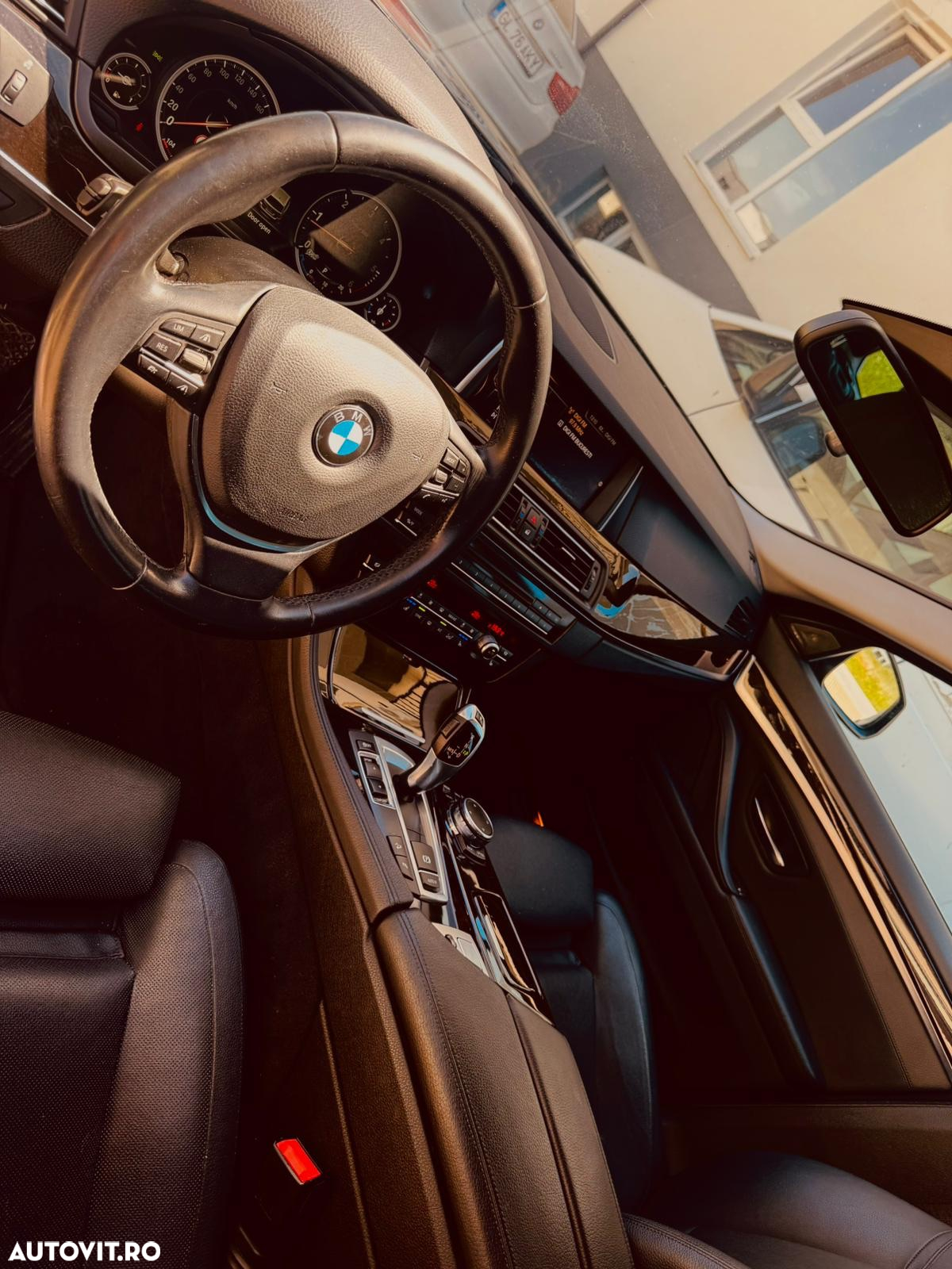 BMW Seria 5 525d xDrive Touring Aut. Luxury Line - 6