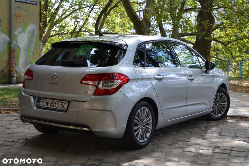 Citroën C4 VTi 120 Attraction - 16