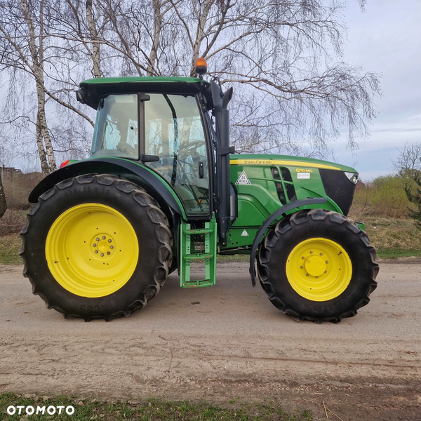 John Deere 6110MC