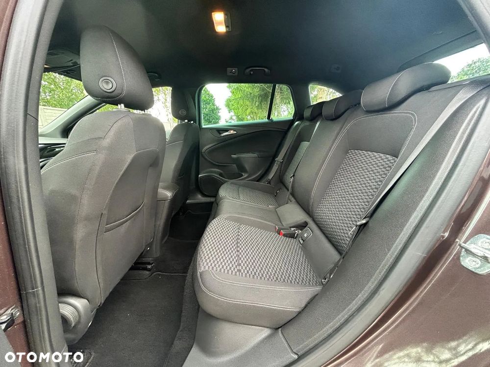 Opel Astra 1.4 Turbo Sports Tourer Edition - 14