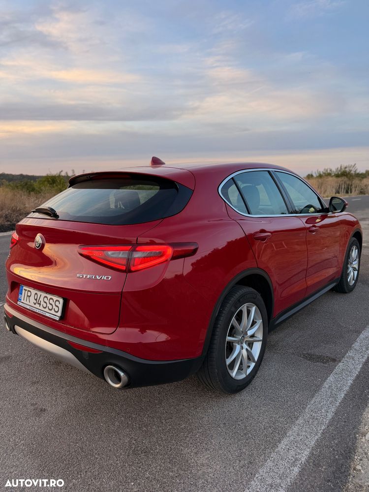 Alfa Romeo Stelvio - 15