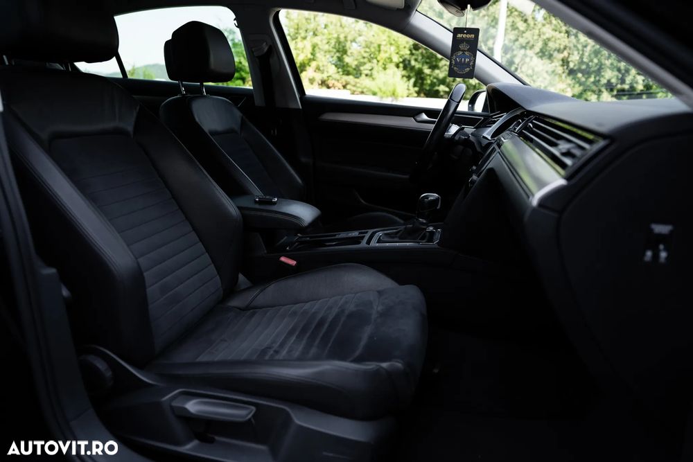 Volkswagen Passat 2.0 TDI DSG 4Motion Highline - 12
