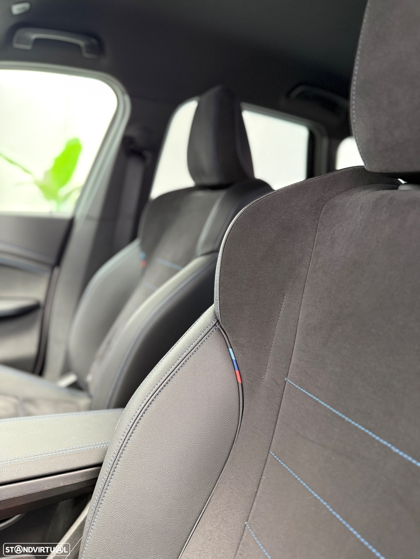 BMW iX1 xDrive30 Pack Desportivo M Pro - 9