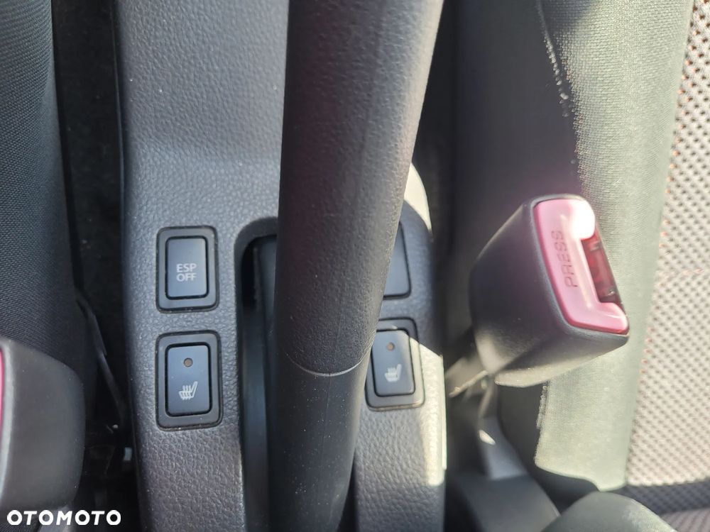 Suzuki SX4 1.9 DDiS DPF 4x4 Comfort - 13