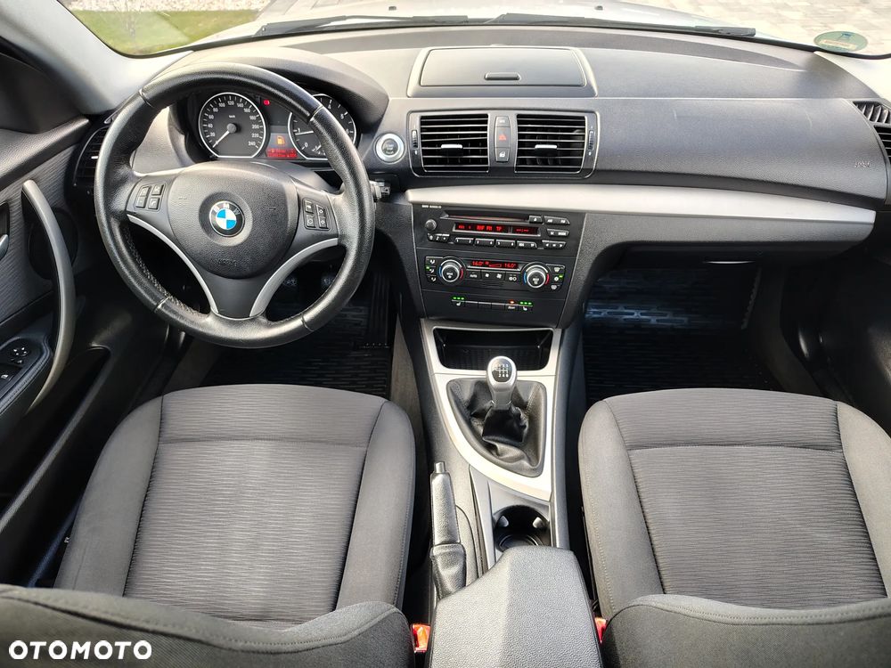 BMW Seria 1 116i Edition Sport - 18