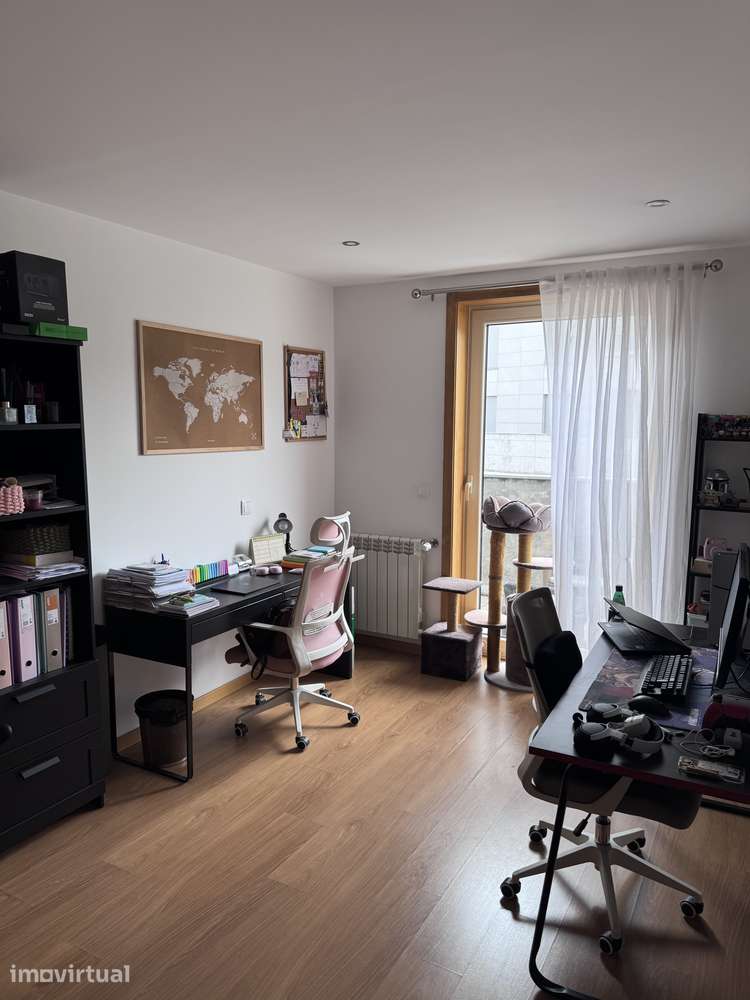Apartamento T2 com garagem e terraço na Maia - Grande imagem: 2/6