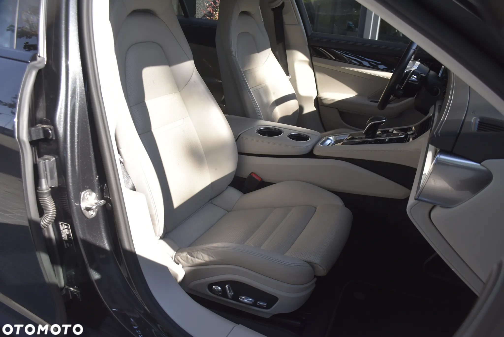 Porsche Panamera 4S Diesel - 9