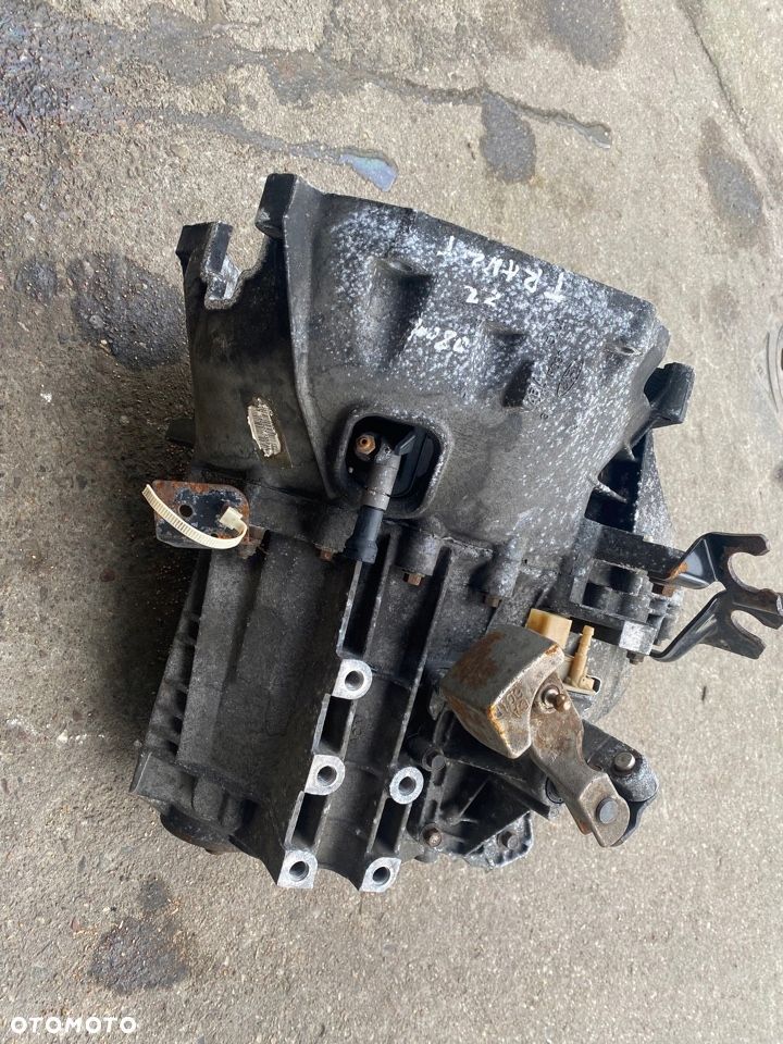 Transit 2,2 TDCI MK7 skrzynia 6C1R-7002-AB - 2