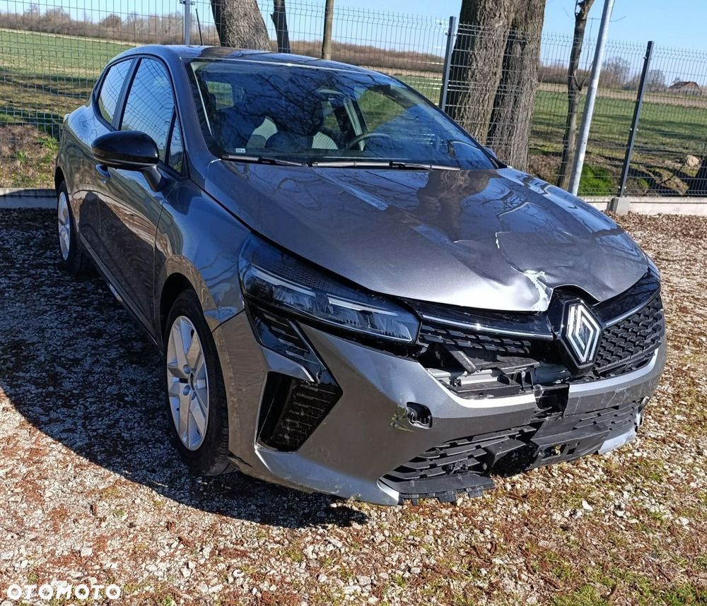 Renault Clio - 5
