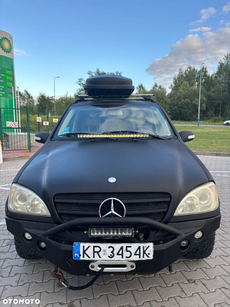 Mercedes-Benz ML 320 - 10
