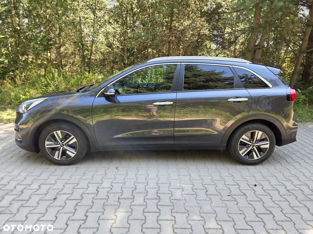 Kia Niro 1.6 GDI Hybrid L - 3